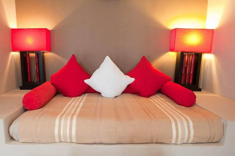 Agroturismo Atzaro Santa Eulària des Riu Kültér fotó