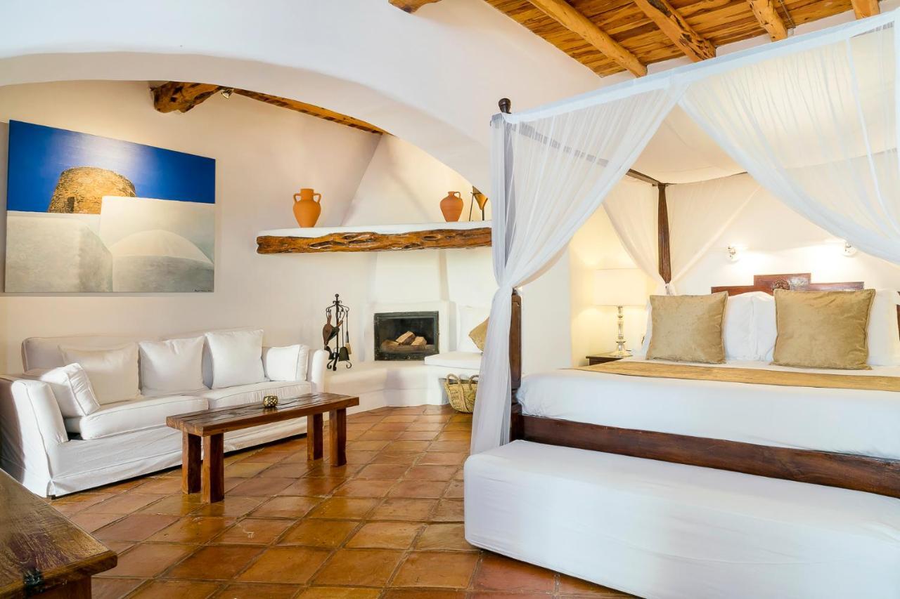 Agroturismo Atzaro Santa Eulària des Riu Kültér fotó