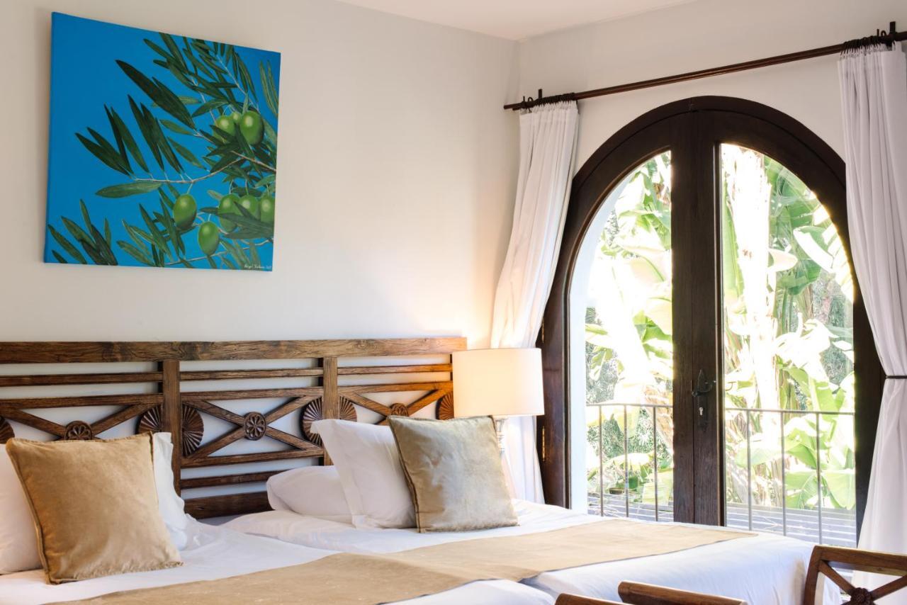 Agroturismo Atzaro Santa Eulària des Riu Kültér fotó