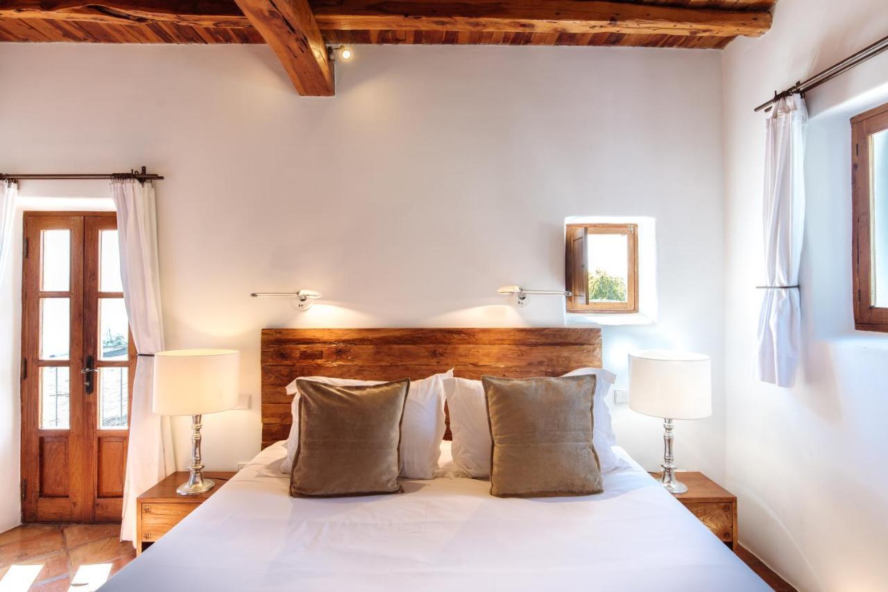 Agroturismo Atzaro Santa Eulària des Riu Kültér fotó